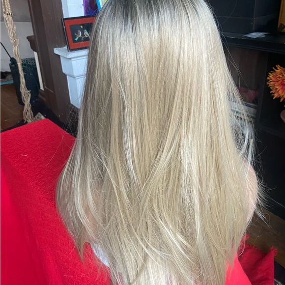 Lace front blonde wig with baby hair - Picture 6 of 12